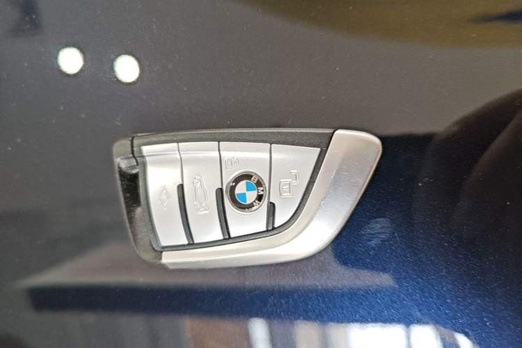 Used BMW X5 2022 xDrive40i Luxury Edition M Sport Package Vehicle Key