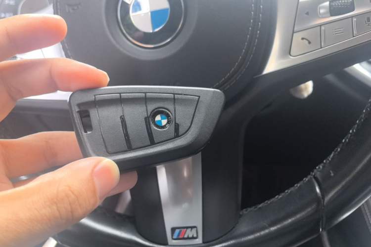 Used BMW X5 2022 Restyled xDrive 40Li M Sport Package Vehicle Key