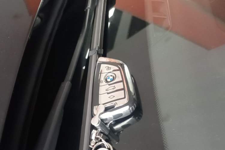 Used BMW X5 2022 xDrive30i M Sport Package Vehicle Key