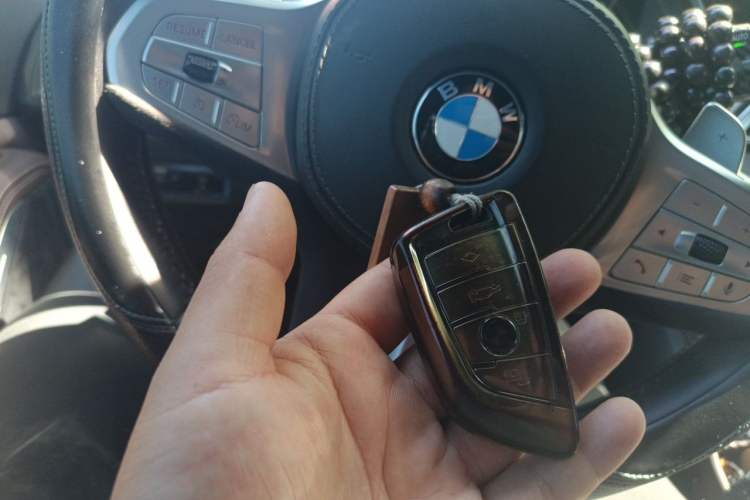 Used BMW X5 2022 Restyled xDrive 40Li M Sport Package Vehicle Key
