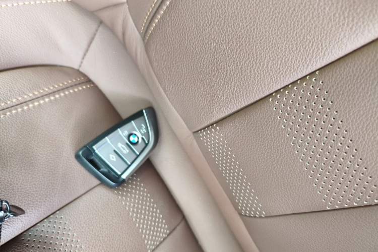 Used BMW X5 2022 xDrive40i M Sport Package Vehicle Key