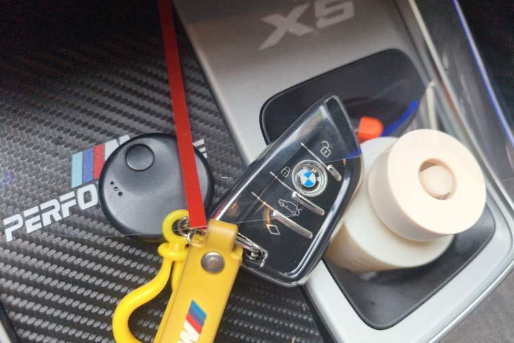 Used BMW X5 2022 Restyled xDrive 30Li Luxury Version M Sport Package Vehicle Key