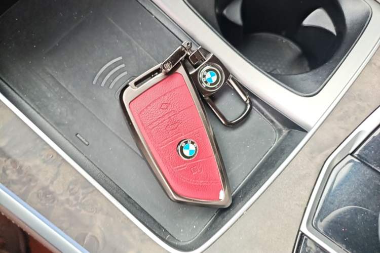 Used BMW X5 2022 xDrive 30Li Luxury M Sport Package Vehicle Key