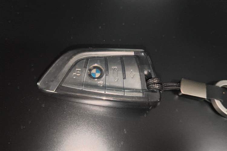 Used BMW X5 2022 xDrive 30Li Luxury M Sport Package Vehicle Key