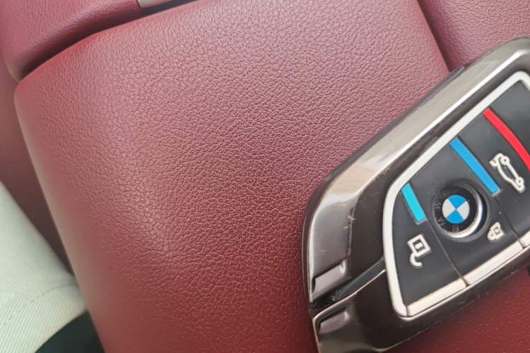 Used BMW X5 2022 xDrive 40Li M Sport Package Vehicle Key