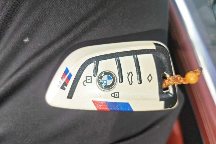 Used BMW X5 2022 xDrive 30Li Luxury M Sport Package Vehicle Key