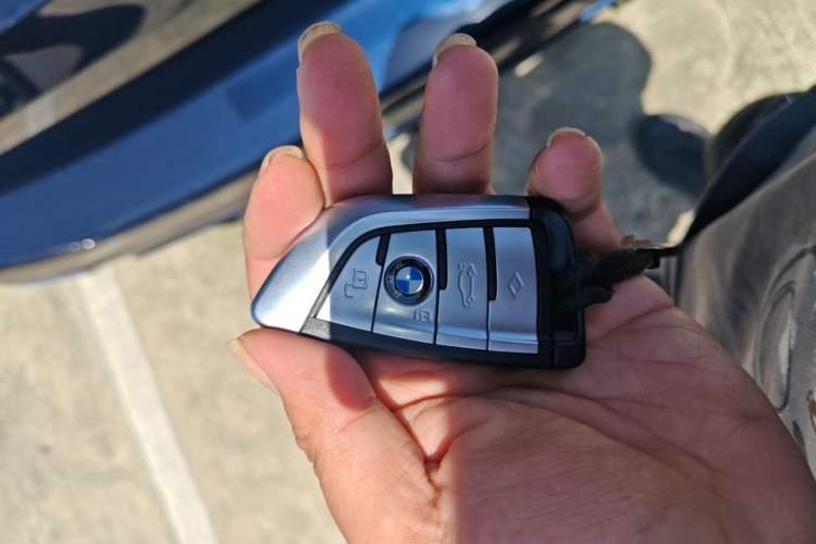 Used BMW X5 2022 xDrive30i M Sport Package Vehicle Key