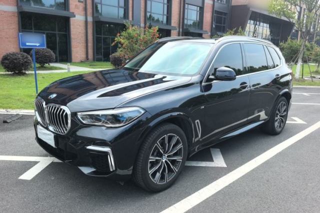 Used BMW X5 2022 xDrive 30Li Luxury M Sport Package