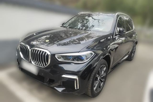 Used BMW X5 2022 xDrive 30Li Luxury M Sport Package