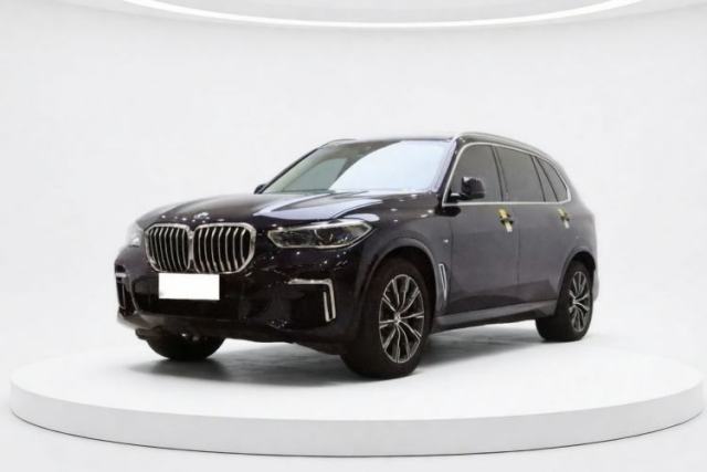Used BMW X5 2022 xDrive 30Li Luxury M Sport Package