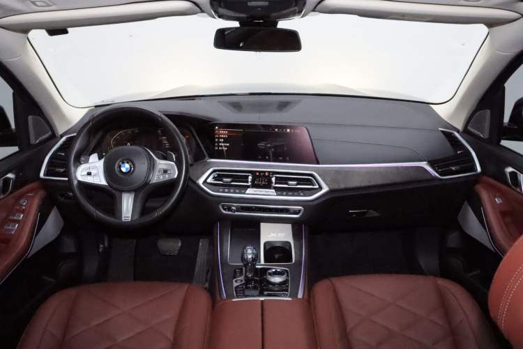 Used BMW X5 2022 xDrive 30Li Luxury M Sport Package Audio And AC Panel