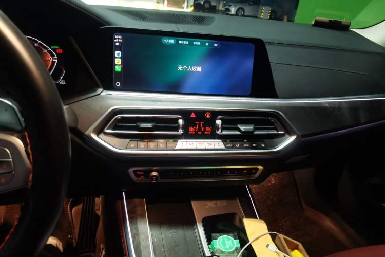 Used BMW X5 2022 Restyled xDrive 30Li Luxury Version M Sport Package Audio And AC Panel