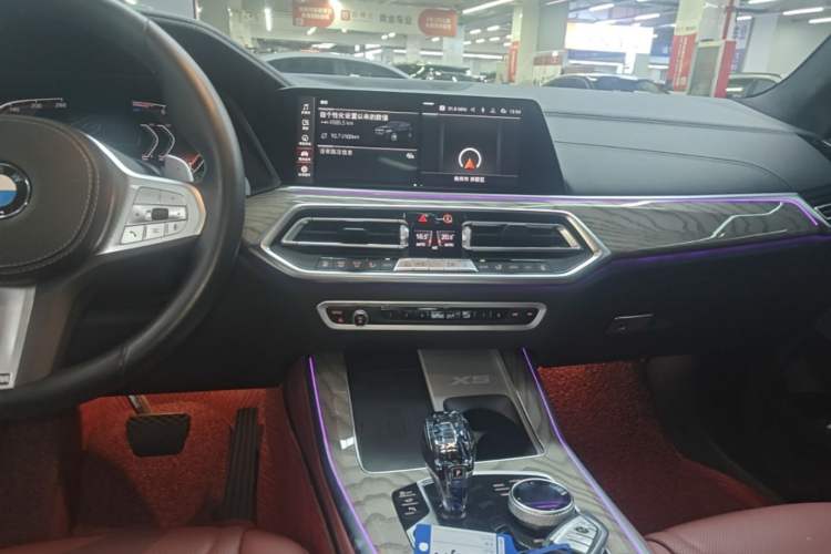 Used BMW X5 2022 xDrive 40Li M Sport Package Audio And AC Panel