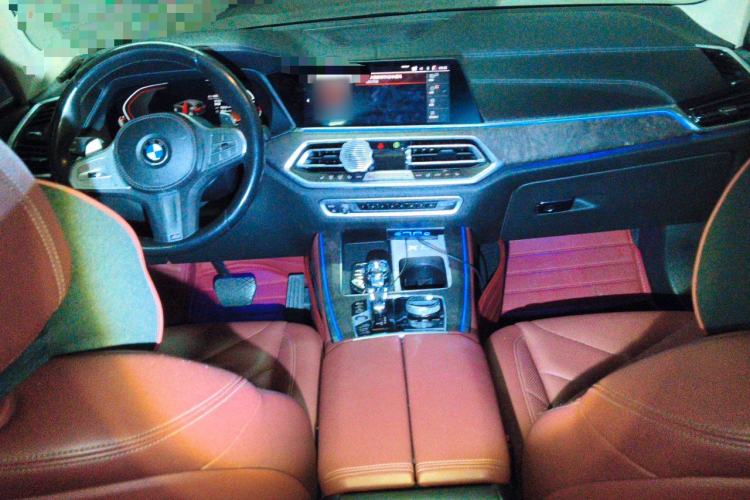 Used BMW X5 2022 Restyled xDrive 30Li Luxury Version M Sport Package Center Console