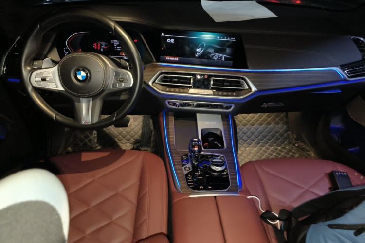 Used BMW X5 2022 xDrive 40Li M Sport Package Center Console