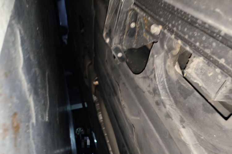 Used BMW X5 2022 xDrive 40Li M Sport Package Chassis Rear Left