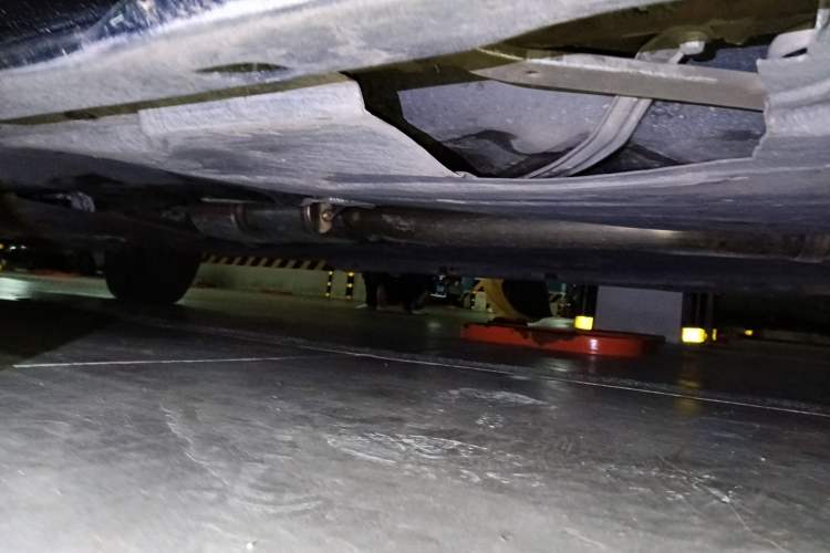 Used BMW X5 2022 xDrive 30Li M Sport Package Chassis Rear Left