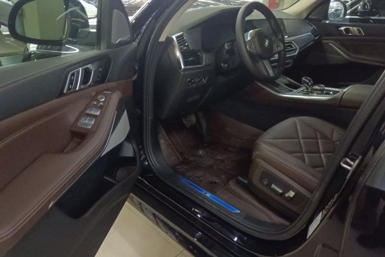 Used BMW X5 2022 xDrive 30Li Luxury M Sport Package Driver Seat