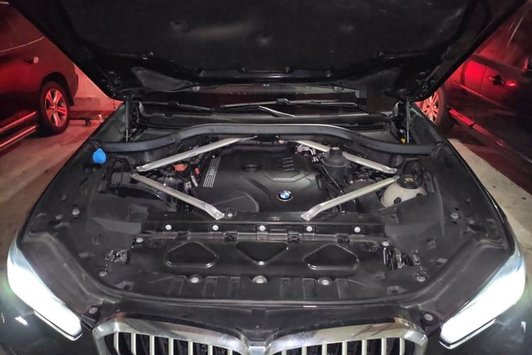Used BMW X5 2022 xDrive30i M Sport Package Engine Bay