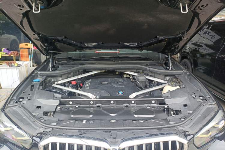Used BMW X5 2022 xDrive30i M Sport Package Engine Bay