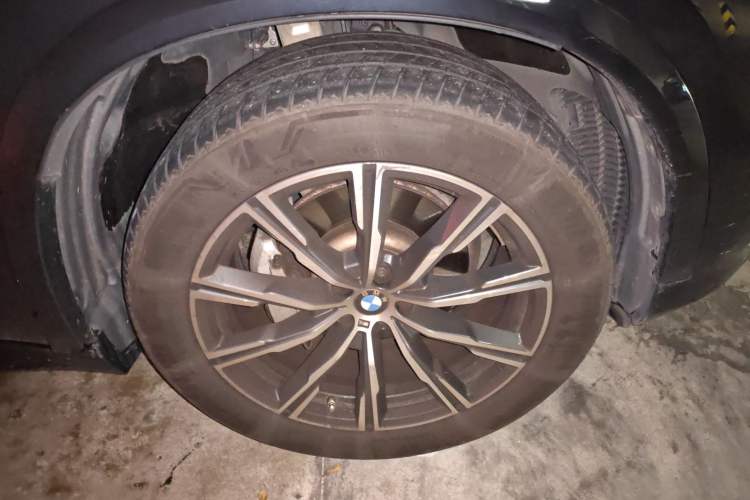 Used BMW X5 2022 xDrive30i M Sport Package Exterior 7
