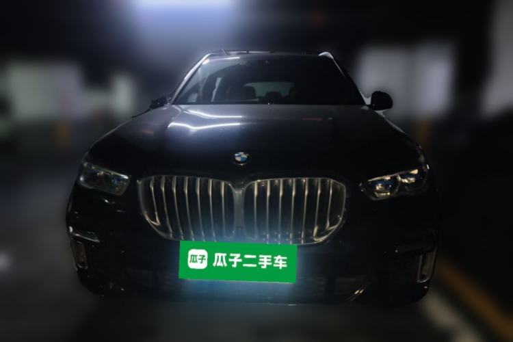 Used BMW X5 2022 xDrive 40Li M Sport Package Front