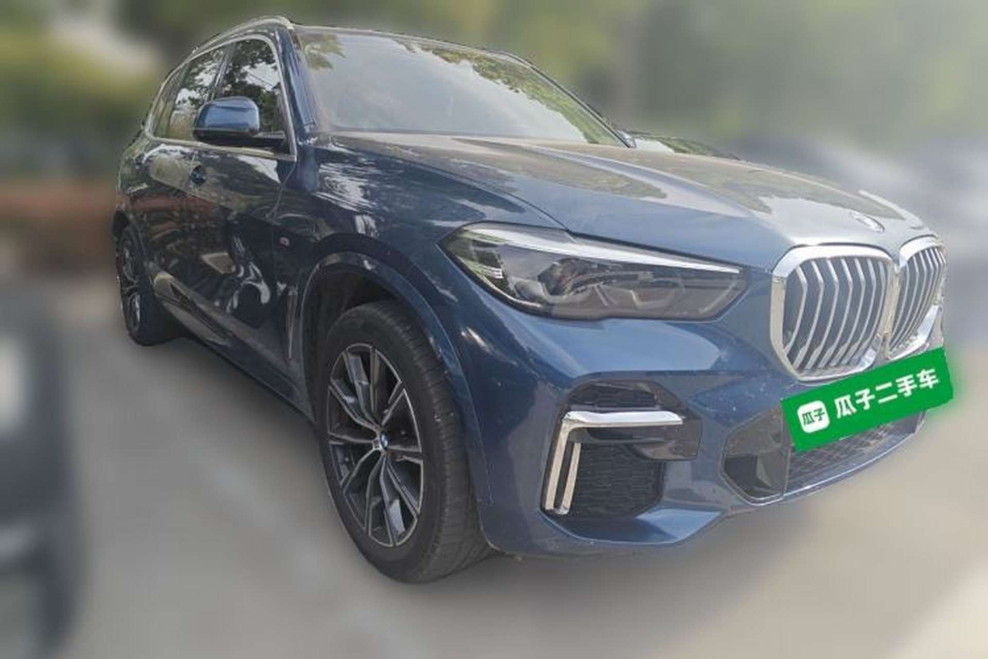 Used BMW X5 2022 xDrive 30Li Luxury M Sport Package Front Right 45 Deg