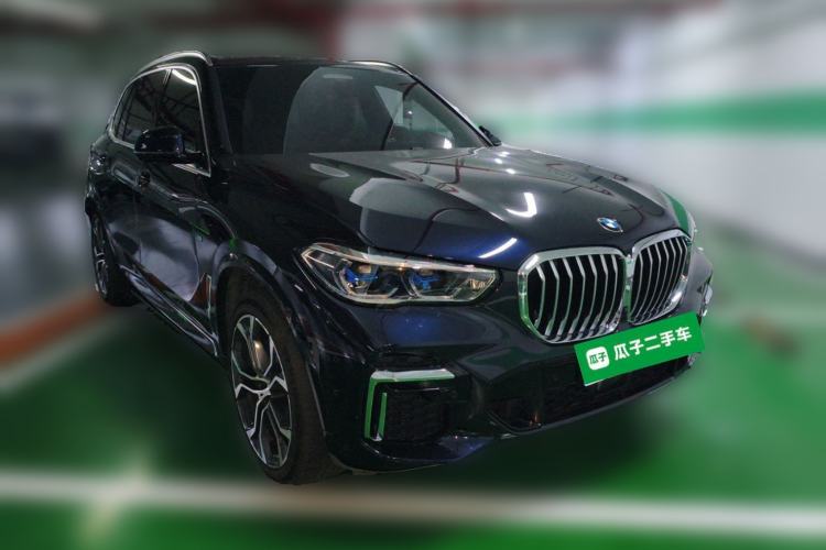 Used BMW X5 2022 Restyled xDrive 40Li Luxury Edition M Sport Package Front Right 45 Deg