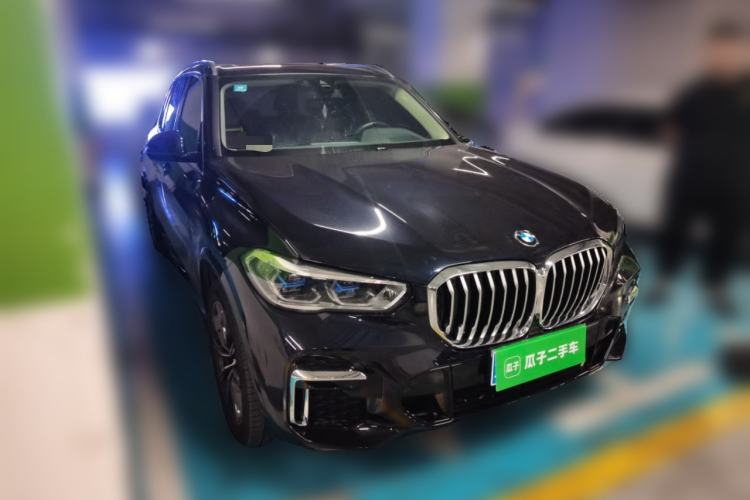 Used BMW X5 2022 Restyled xDrive 30Li Luxury Version M Sport Package Front Right 45 Deg