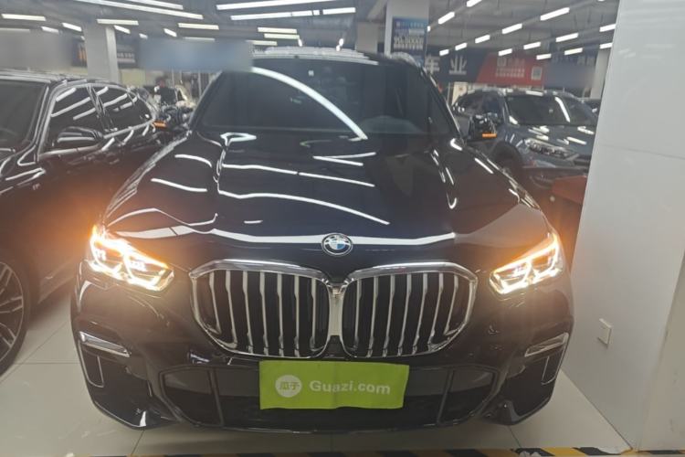 Used BMW X5 2022 xDrive 40Li M Sport Package Front