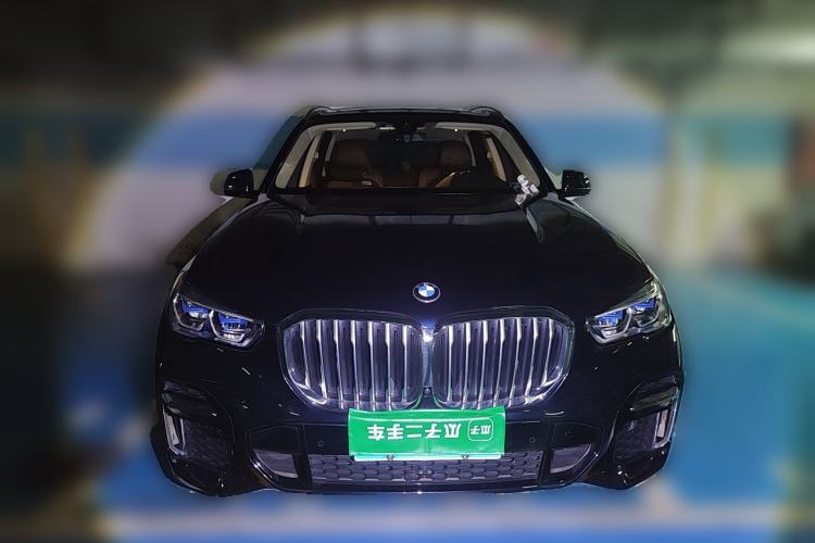 Used BMW X5 2022 Restyled xDrive 30Li Luxury Version M Sport Package Front