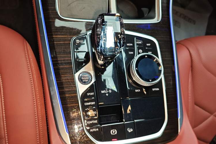 Used BMW X5 2022 Restyled xDrive 40Li M Sport Package Gear Lever