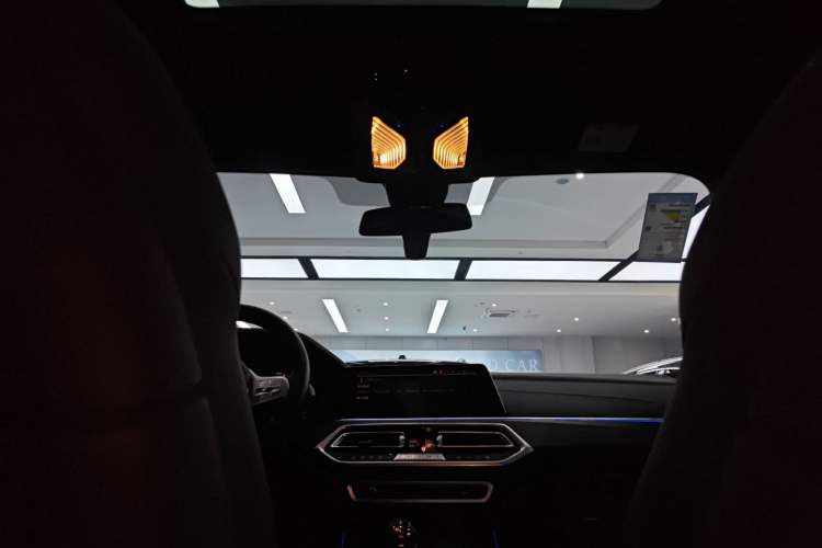 Used BMW X5 2022 Restyled xDrive 40Li M Sport Package Headliner