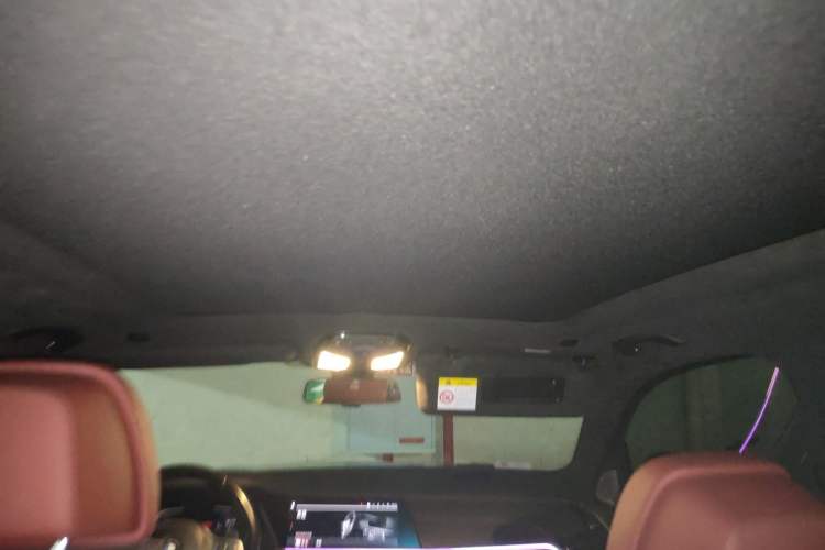 Used BMW X5 2022 Restyled xDrive 40Li M Sport Package Headliner