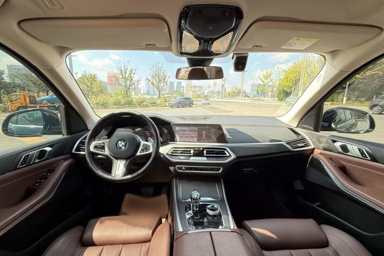 Used BMW X5 2022 xDrive30i M Sport Package Interior 3