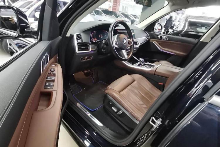 Used BMW X5 2022 xDrive30i M Sport Package Interior 3
