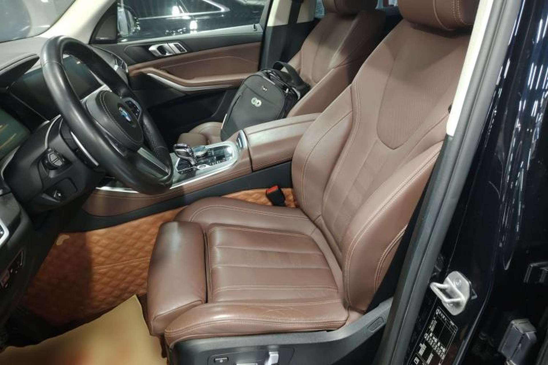 Used BMW X5 2022 xDrive40i M Sport Package Left Front Seat