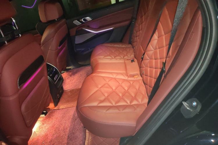 Used BMW X5 2022 Restyled xDrive 40Li M Sport Package Left Rear Seat
