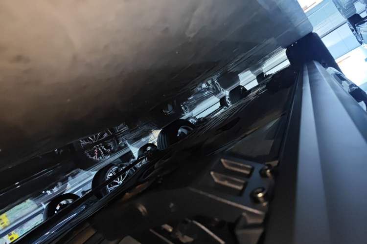 Used BMW X5 2022 Restyled xDrive 40Li M Sport Package Left Side Sill