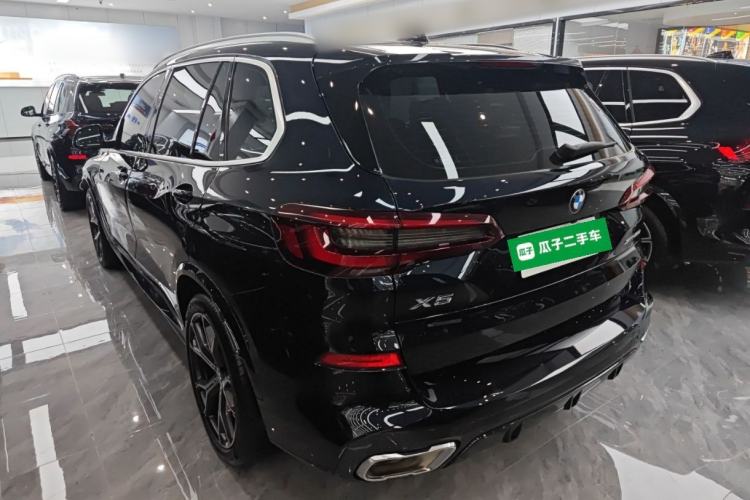 Used BMW X5 2022 Restyled xDrive 40Li M Sport Package Rear Left 45 Deg