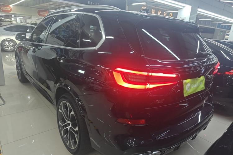 Used BMW X5 2022 xDrive 40Li M Sport Package Rear Left 45 Deg