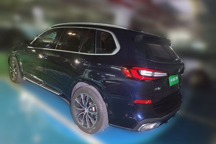 Used BMW X5 2022 Restyled xDrive 30Li Luxury Version M Sport Package Rear Left 45 Deg