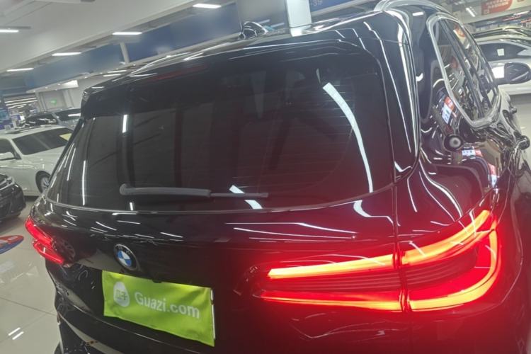 Used BMW X5 2022 xDrive 40Li M Sport Package Rear