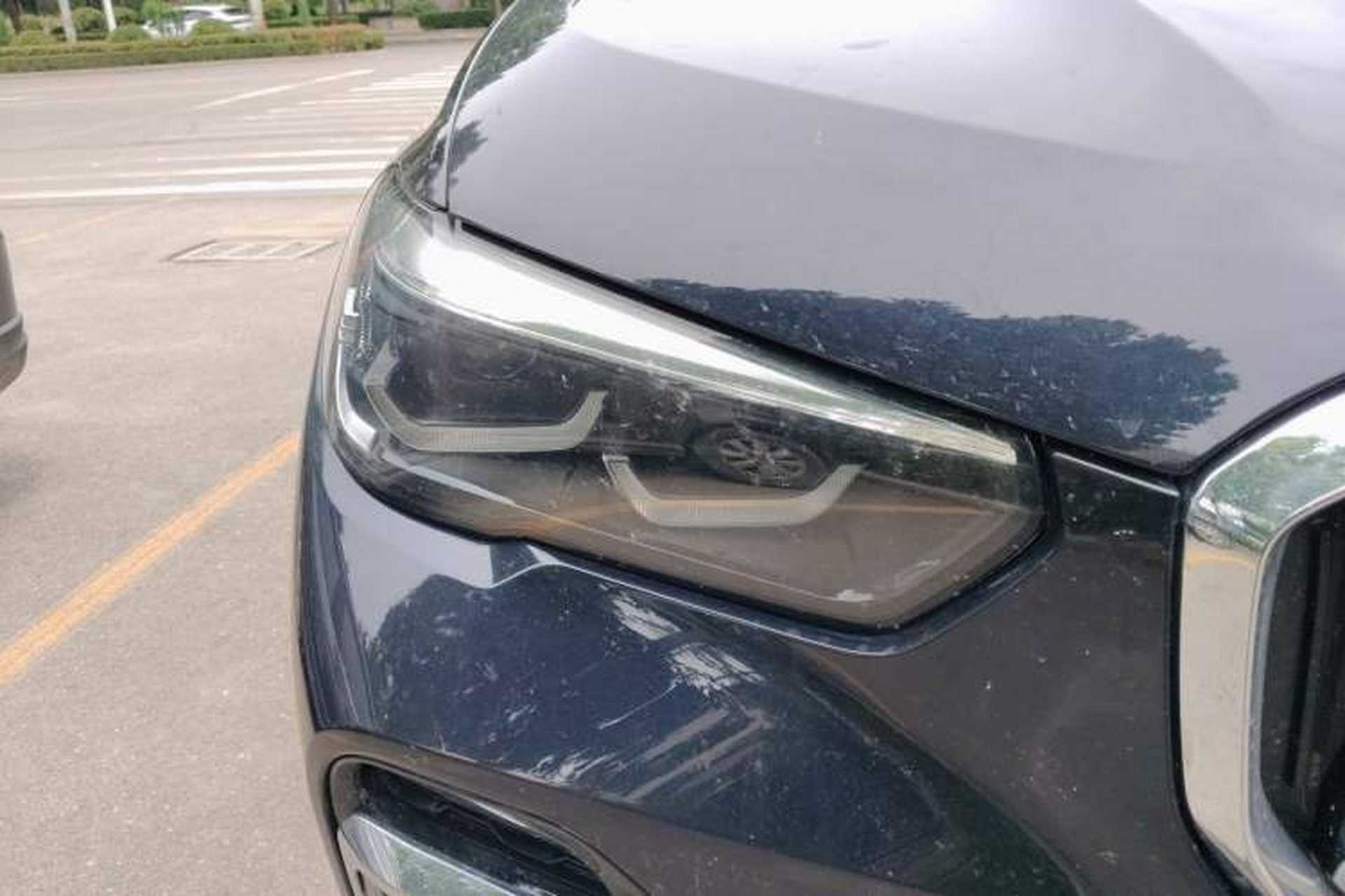 Used BMW X5 2022 xDrive 30Li M Sport Package Right Front Headlight