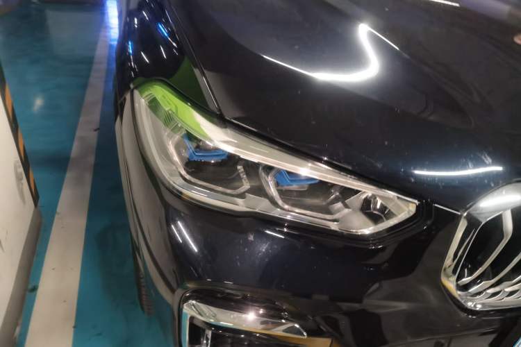 Used BMW X5 2022 Restyled xDrive 30Li Luxury Version M Sport Package Right Front Headlight