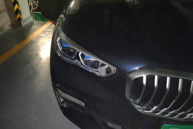 Used BMW X5 2022 Restyled xDrive 40Li M Sport Package Right Front Headlight