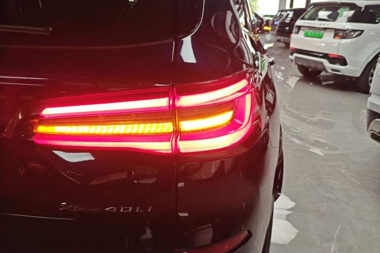 Used BMW X5 2022 Restyled xDrive 40Li M Sport Package Right Rear Taillight