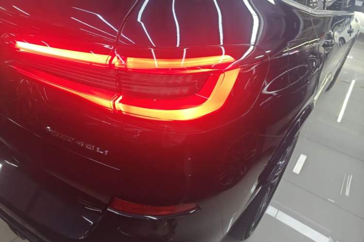Used BMW X5 2022 xDrive 40Li M Sport Package Right Rear Taillight