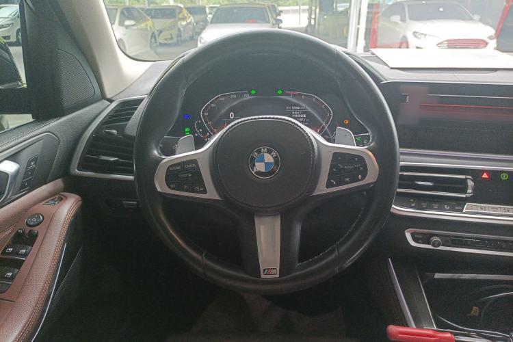 Used BMW X5 2022 xDrive30i M Sport Package Steering Wheel