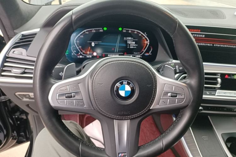 Used BMW X5 2022 Restyled xDrive 40Li M Sport Package Steering Wheel